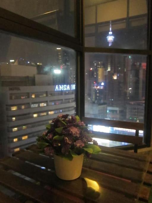 Fahrenheit Condo Bukit Bintang Kl 2R By Roseline Kuala Lumpur Kültér fotó